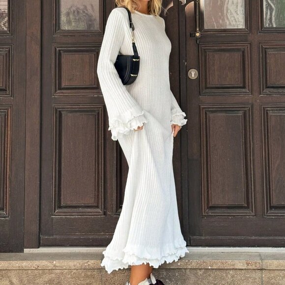 White Elegant Women's Long Sleeve Crew Neck Flare Cuff Sweater Dress - Picture 1 of 5